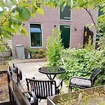 't Klompenhosje - Knusse In شقة Dirkshorn